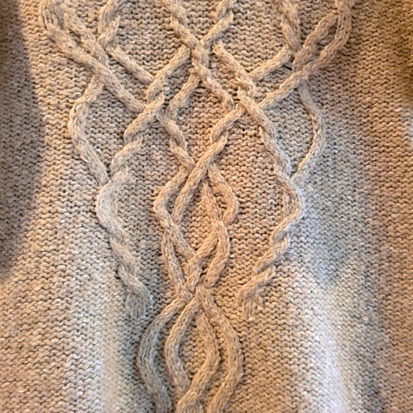 Loft Women's Small Beige Sweater - Picture 4 of 4